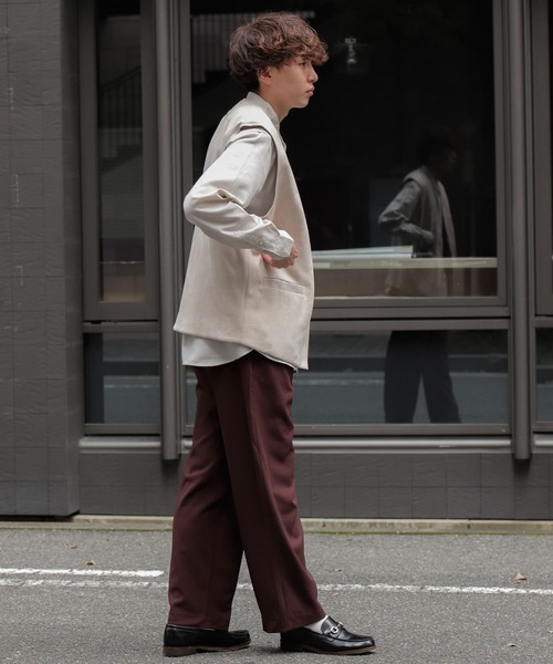 SENSE OF PLACE by URBAN RESEARCH（センスオブプレイスバイアーバンリサーチ）の「『セットアップ対応』『Sサイズ/WEB・一部店舗限定』ダブルタックワイドスラックス（スラックス・メンズ・ボルドー/ブラック/ライトブルー/チャコールグレー/ブラウン/ライトベージュ・LARGE/MEDIUM/SMALL）」の9枚目の写真