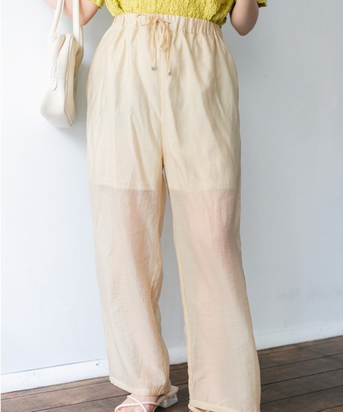 nemne store(ネンネストア)の「ひなたぼっこをするサテンパンツ(その他パンツ・レディース・ライム/キナリ/モカ・SMALL/MEDIUM)」の4枚目の写真
