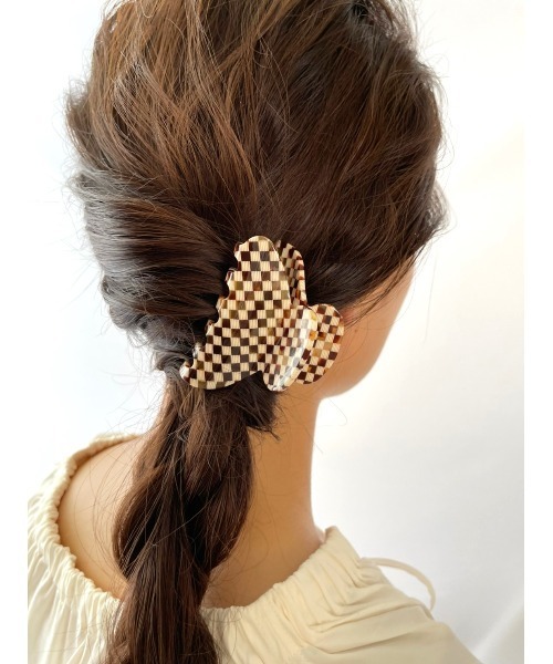 ブラウンショートラウンドヘアクリップ