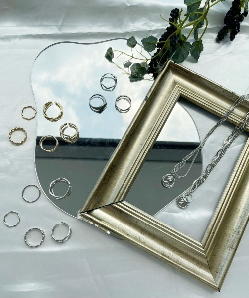 PairPair(ペアペア)の「デザインリングSET(リング・レディース・シルバー/ゴールド・FREE)」の5枚目の写真