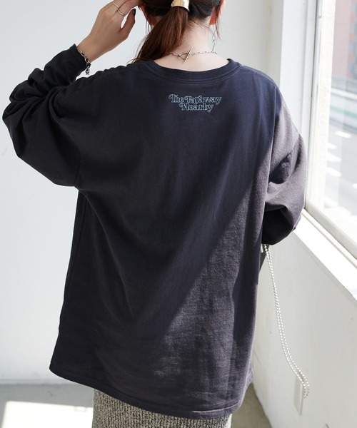 DISCOAT（ディスコート）の「アメリカンロゴロングTシャツ（Tシャツ/カットソー・レディース・チャコールグレー/オレンジ/ホワイト系その他・FREE）」の12枚目の写真