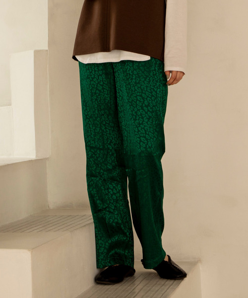 ReNorm（リノーム）の「レオパードサテンフレアパンツ（その他パンツ・レディース・グリーン/ブラック・M/S）」の7枚目の写真