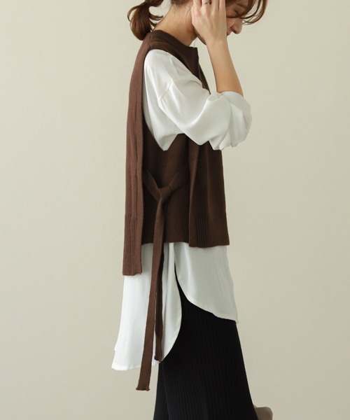 SUGAR BISKET(シュガービスケット)の「サイドリボンニットベスト(ベスト・レディース・ベージュ/ブラック/ブラウン/アイボリー・フリー)」の18枚目の写真