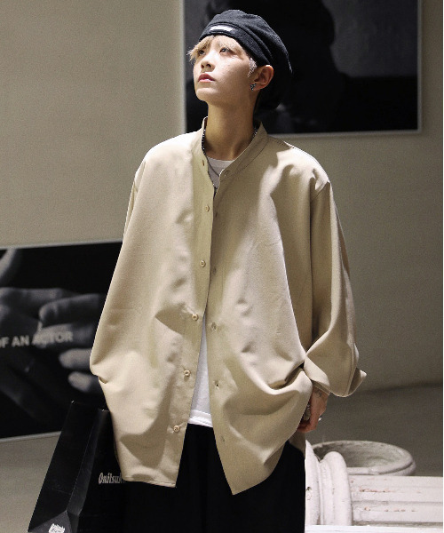 neos（ネオス）の「【neos -addictive design-】ビッグシルエット バンドカラー ドルマン ロング ボリュームスリーブ シャツ（シャツ/ブラウス・メンズ・ベージュ/ブラック/ホワイト・MEDIUM/LARGE）」の21枚目の写真