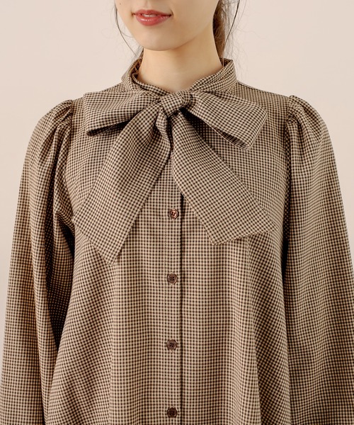 OLIVE des OLIVE（オリーブデオリーブ）の「ボウタイ長そでチュニックワンピース（ワンピース・レディース・ブラック/ブラウン/オフホワイト・FREE）」の19枚目の写真