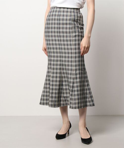KOBE LETTUCE（コウベレタス）の「スリムマーメイドスカート[M3478]（スカート・レディース・イエロー/ブラック系その他/ブラウン/ネイビー・FREE）」の2枚目の写真