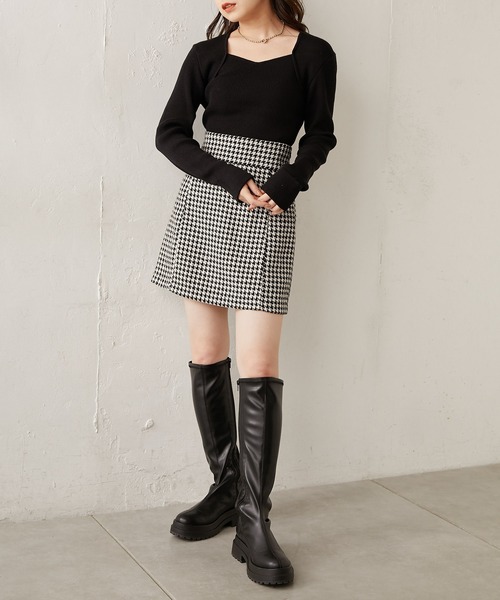 Chico（チコ）の「【新色追加】ボレロ風コンパクトリブニット（ニット/セーター・レディース・ブラック/ブラウン/アイボリー/グレイッシュベージュ/ホワイト系その他2/ライトブルー・FREE）」の9枚目の写真