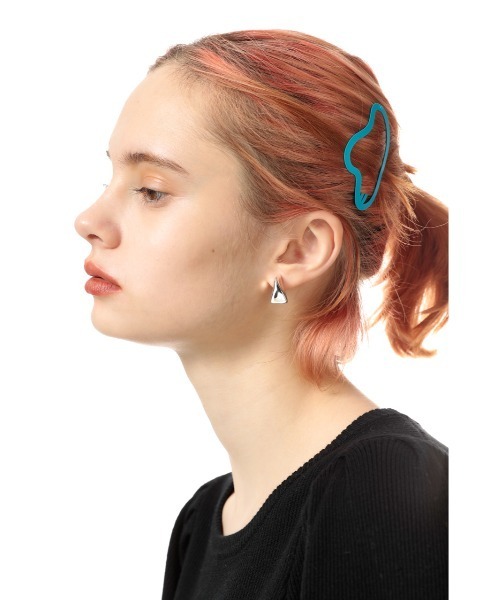 SLY（スライ）の「MODERN METAL EARCUFF メタル イヤーカフ（イヤーカフ・レディース・シルバー/ゴールド・FREE）」の9枚目の写真