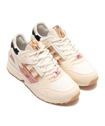 てぃずにーかーと adidas（アディダス）の「adidas DISNEY ZX 10,000 C W