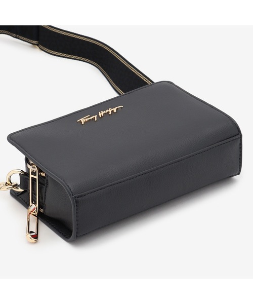 TOMMY HILFIGER（トミーヒルフィガー）の「シグネチャーミニショルダーバッグ（ショルダーバッグ・レディース・ネイビー/カーキ/ピンク・FREE）」の9枚目の写真