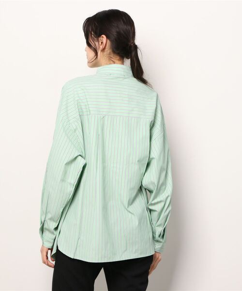 WC(ダブル シー)の「マルチストライプビッグシャツ(シャツ/ブラウス・レディース・グリーン/ブルー/ピンク・FREE)」の5枚目の写真
