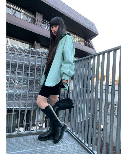 WC(ダブル シー)の「マルチストライプビッグシャツ(シャツ/ブラウス・レディース・グリーン/ブルー/ピンク・FREE)」の17枚目の写真