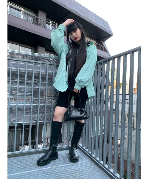 WC(ダブル シー)の「マルチストライプビッグシャツ(シャツ/ブラウス・レディース・グリーン/ブルー/ピンク・FREE)」の18枚目の写真