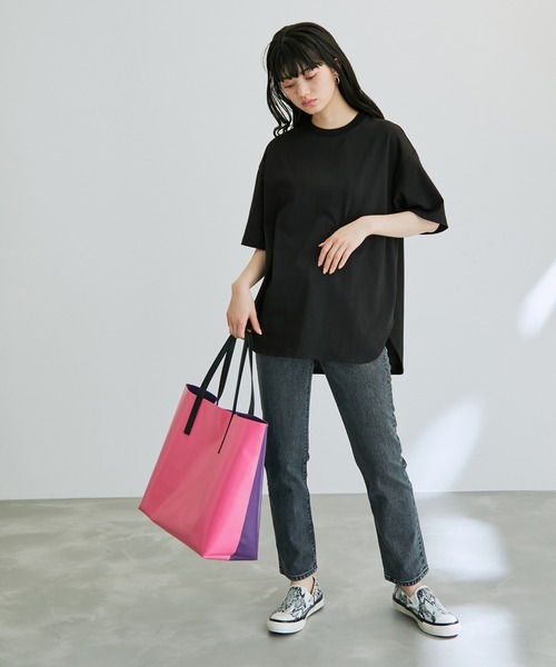 ADAM ET ROPE'（アダムエロペ）の「【A4対応・晴雨兼用】PVCカラートートバッグ（トートバッグ・レディース・ダークブラウン/ピンク/グリーン・FREE）」の12枚目の写真