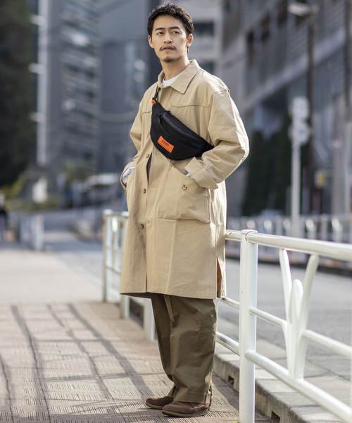 UNIVERSAL OVERALL(ユニバーサルオーバーオール)の「【UNIVERSAL OVERALL / ユニバーサル オーバーオール】 waist bag S(ショルダーバッグ・メンズ・ブラック/グリーン/ブルー系その他/キャメル・FREE)」の8枚目の写真