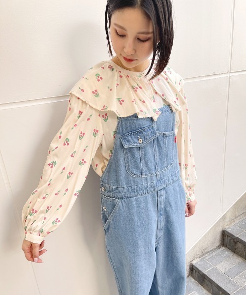 Candy Stripper（キャンディストリッパー）の「CHULIP VOLUME COLLAR ブラウス（シャツ/ブラウス・レディース・ブルー/グレー/アイボリー・2）」の2枚目の写真