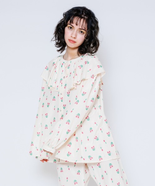 Candy Stripper（キャンディストリッパー）の「CHULIP VOLUME COLLAR ブラウス（シャツ/ブラウス・レディース・ブルー/グレー/アイボリー・2）」の4枚目の写真