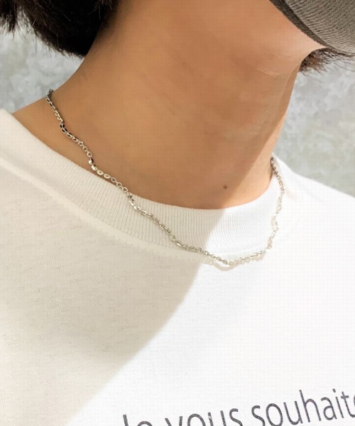 Q(キュー)の「アクセントチェーンネックレス(ネックレス・レディース・シルバー/ゴールド・ONE SIZE)」の2枚目の写真