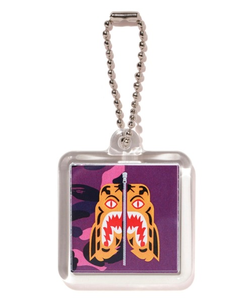 A BATHING APE(アベイシングエイプ)の「COLOR CAMO TIGER KEYCHAIN M(キーケース/キーアクセサリー・メンズ・パープル/レッド/ネイビー・FREE)」の3枚目の写真