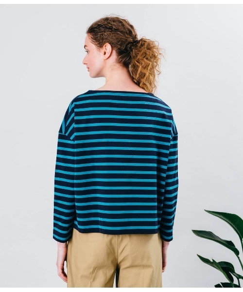 SIPULI（シプリ）の「[ULTIMA] Parallel Cotton Jersey  ボーダーカットソー（Tシャツ/カットソー・レディース・ネイビー/キャメル・2）」の4枚目の写真