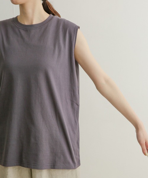 URBAN RESEARCH DOORS(アーバンリサーチドアーズ)の「USAコットンノースリーブカットソー(Tシャツ/カットソー・レディース・パープル/オリーブ/ブラック・MEDIUM)」の16枚目の写真