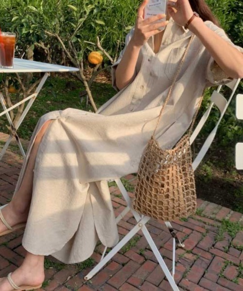 Vipoa（ヴィポア）の「ロングシャツサマーワンピース（シャツワンピース・レディース・チャコールグレー/ライトグリーン/アイボリー・FREE）」の8枚目の写真