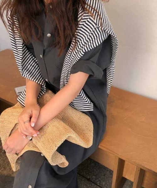 Vipoa（ヴィポア）の「ロングシャツサマーワンピース（シャツワンピース・レディース・チャコールグレー/ライトグリーン/アイボリー・FREE）」の16枚目の写真
