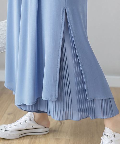 Grandeir(グランディール)の「シフォンプリーツレイヤードフレアパンツ(その他パンツ・レディース・ホワイト/ブラック/ピンク/ブルー・M)」の5枚目の写真