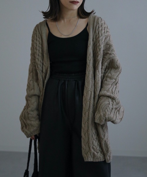 ap retro（アプレトロ）の「AW ケーブルガウンカーディガン　ベルト付（カーディガン/ボレロ・レディース・ブラック/アイボリー/グレイッシュベージュ・FREE）」の13枚目の写真