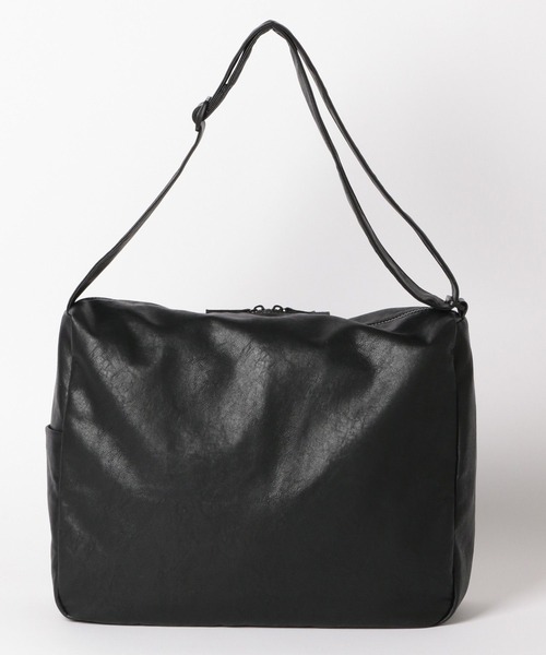 LOWRYS FARM(ローリーズファーム)の「柔らかボディBAG 122771(ボディバッグ/ウエストポーチ・レディース・ブラック/アイボリー・FREE)」の9枚目の写真