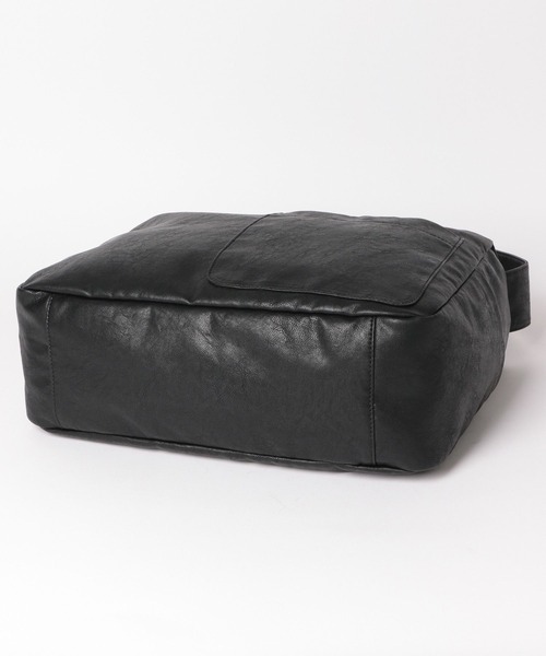 LOWRYS FARM(ローリーズファーム)の「柔らかボディBAG 122771(ボディバッグ/ウエストポーチ・レディース・ブラック/アイボリー・FREE)」の10枚目の写真