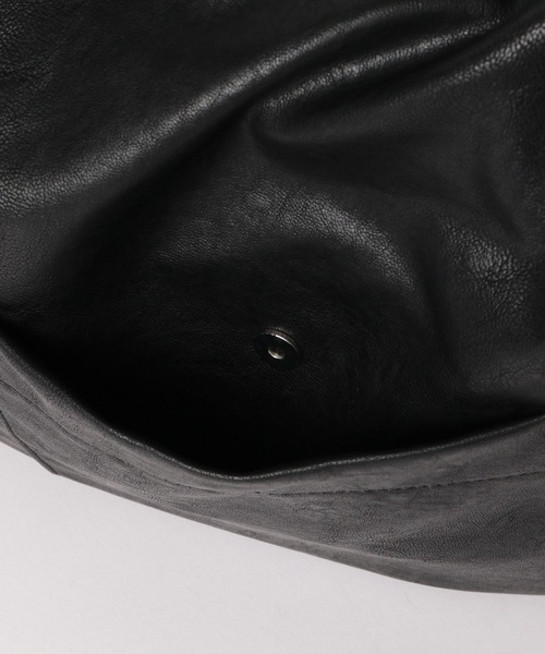 LOWRYS FARM(ローリーズファーム)の「柔らかボディBAG 122771(ボディバッグ/ウエストポーチ・レディース・ブラック/アイボリー・FREE)」の13枚目の写真