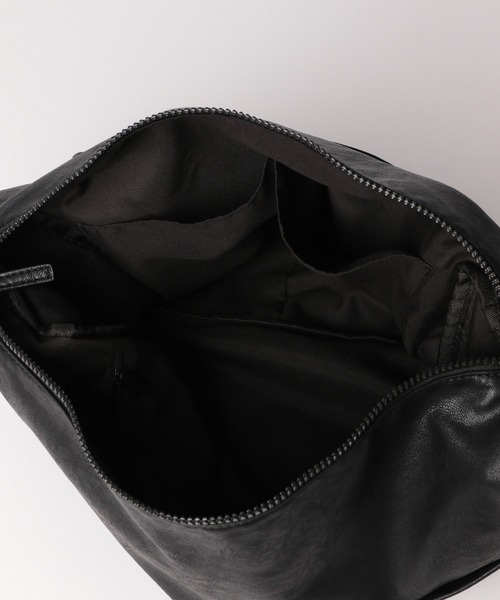 LOWRYS FARM(ローリーズファーム)の「柔らかボディBAG 122771(ボディバッグ/ウエストポーチ・レディース・ブラック/アイボリー・FREE)」の15枚目の写真