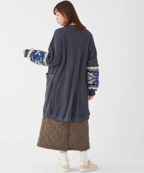 KRIFF MAYER Lady's Collection(クリフメイヤーレディースコレクション)の「ニットサーマルカーデ(カーディガン/ボレロ・レディース・ネイビー/カラフル/オフホワイト/グレー/チャコール・LARGE/MEDIUM)」の12枚目の写真