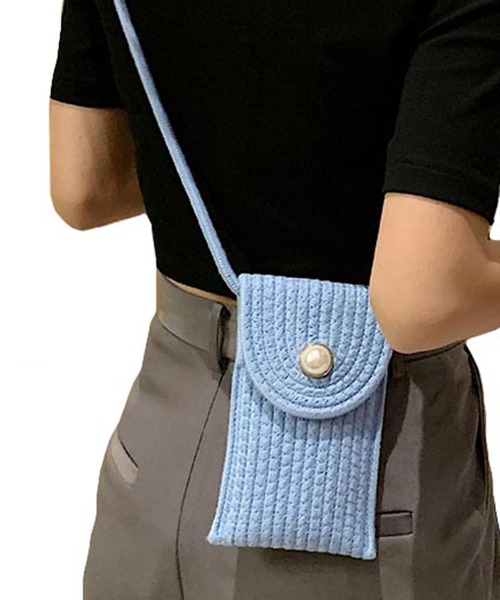 STYLEBLOCK(スタイルブロック)の「パールボタンミニスマホポーチショルダーバッグ(ショルダーバッグ・レディース・パープル/カーキ/イエロー/ブルー/ホワイト/ブラック・FREE)」の5枚目の写真