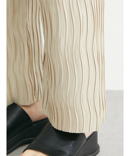 Green　Parks（グリーンパークス）の「ウェーブプリーツパンツ（その他パンツ・レディース・ベージュ/ブラック/ブルー・FREE）」の20枚目の写真