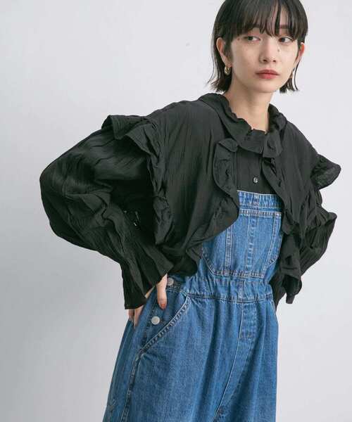 KBF(ケイビーエフ)の「フリルディティールブラウス(シャツ/ブラウス・レディース・ブラック/ベージュ/オフホワイト・ONE)」の3枚目の写真