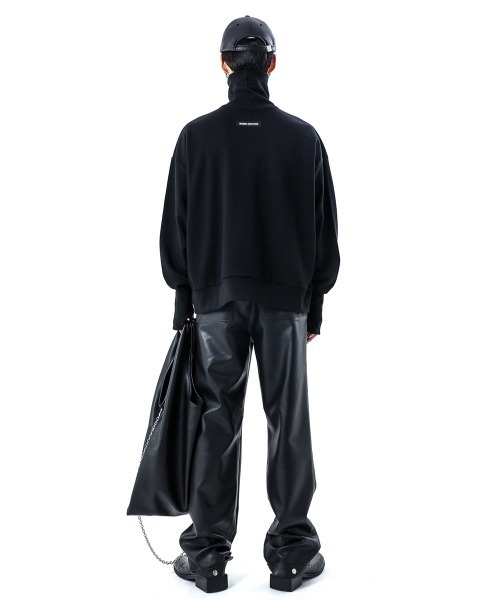 BASIC COTTON(ベーシックコットン)の「A'GEM/9 × .kom『BASIC COTTON/ベーシックコットン』BCN WARMER POLA MTM/ベーシック ウォーマー ポーラ スウェットシャツ(スウェット・メンズ・ブラック/ホワイト・FREE)」の5枚目の写真