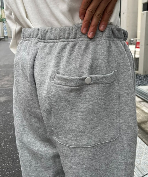 CIAOPANIC(チャオパニック)の「ステファンハート刺繍裏毛スウェットパンツ(スウェットパンツ・メンズ・ブラック/グレー・MEDIUM/LARGE)」の4枚目の写真