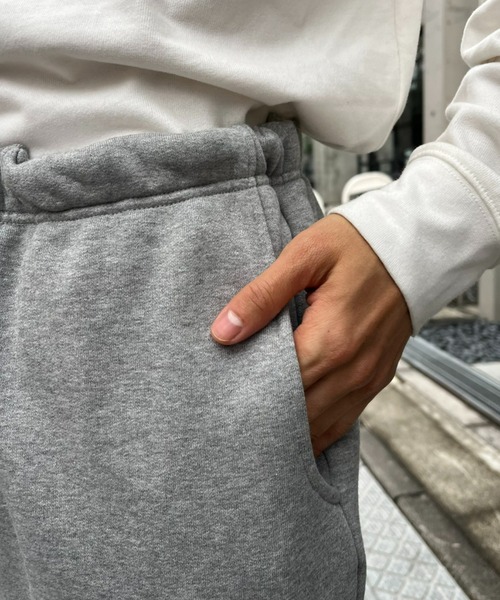 CIAOPANIC(チャオパニック)の「ステファンハート刺繍裏毛スウェットパンツ(スウェットパンツ・メンズ・ブラック/グレー・MEDIUM/LARGE)」の6枚目の写真