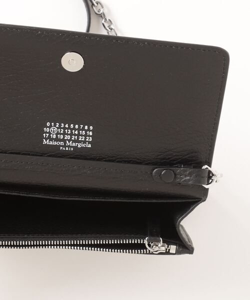 Maison Margiela（メゾンマルジェラ）の「Maison Margiela / メゾン マルジェラ：LARGE CHAIN WALLET：SA3UI0008-P4455-T801[ANN]（財布・レディース・ブラック・FREE）」の4枚目の写真