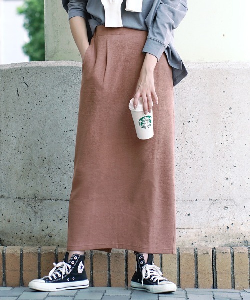 zootie（ズーティー）の「ふっくらカットソー ペンシルスカート（スカート・レディース・スモークピンク/ライム/ベージュ/ライトグレー/ブラック/グリーン/アイボリー/ホワイト/グレイッシュブルー/モカ/ラベンダー/オレンジ/ネイビー/ワインレッド/イエロー系その他/ブラウン系その他・M/L）」の15枚目の写真