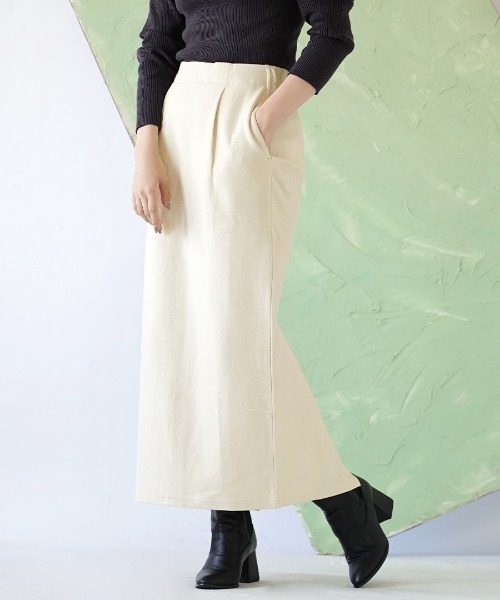 zootie（ズーティー）の「ふっくらカットソー ペンシルスカート（スカート・レディース・スモークピンク/ライム/ベージュ/ライトグレー/ブラック/グリーン/アイボリー/ホワイト/グレイッシュブルー/モカ/ラベンダー/オレンジ/ネイビー/ワインレッド/イエロー系その他/ブラウン系その他・M/L）」の3枚目の写真