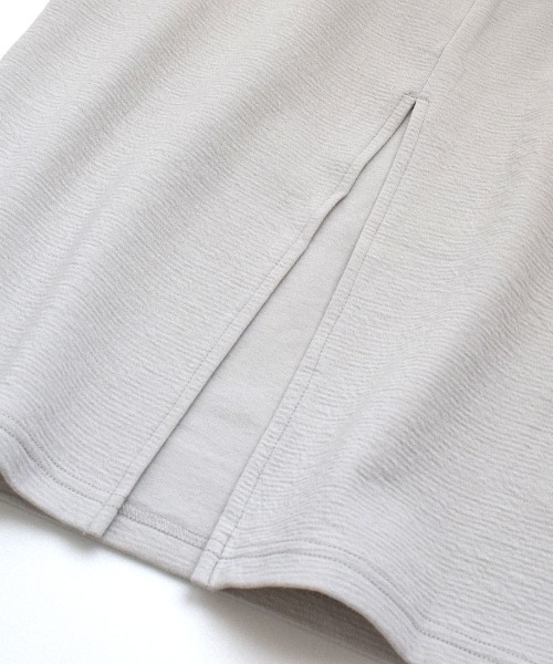 zootie（ズーティー）の「ふっくらカットソー ペンシルスカート（スカート・レディース・スモークピンク/ライム/ベージュ/ライトグレー/ブラック/グリーン/アイボリー/ホワイト/グレイッシュブルー/モカ/ラベンダー/オレンジ/ネイビー/ワインレッド/イエロー系その他/ブラウン系その他・M/L）」の19枚目の写真