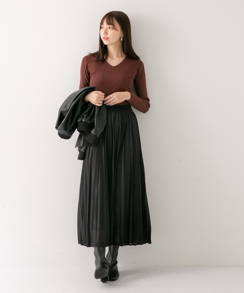 ITEMS URBANRESEARCH(アイテムズ アーバンリサーチ)の「モチモチVネックニット(ニット/セーター・レディース・ブラック/ブラウン/ピンク/アイボリー・FREE)」の14枚目の写真