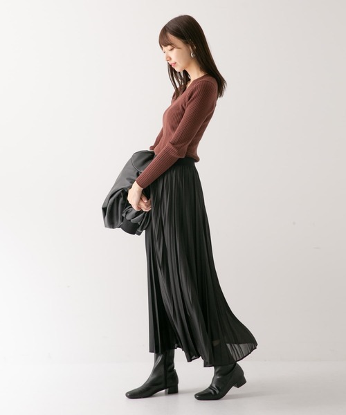 ITEMS URBANRESEARCH(アイテムズ アーバンリサーチ)の「モチモチVネックニット(ニット/セーター・レディース・ブラック/ブラウン/ピンク/アイボリー・FREE)」の12枚目の写真