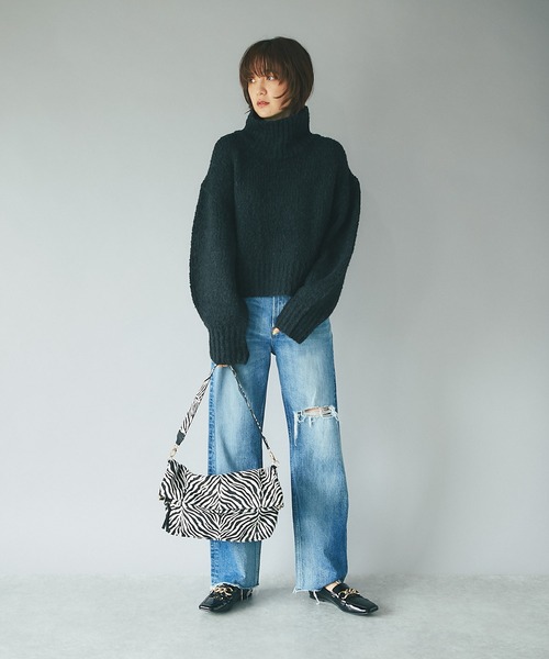 RIVE DROITE(リヴドロワ)の「冬のスタイリングのアクセントに/4WAYゼブラジャガードバッグ(ショルダーバッグ・レディース・ブラック/ブラウン・FREE)」の5枚目の写真