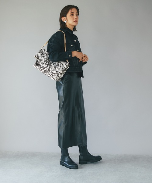 RIVE DROITE(リヴドロワ)の「冬のスタイリングのアクセントに/4WAYゼブラジャガードバッグ(ショルダーバッグ・レディース・ブラック/ブラウン・FREE)」の14枚目の写真