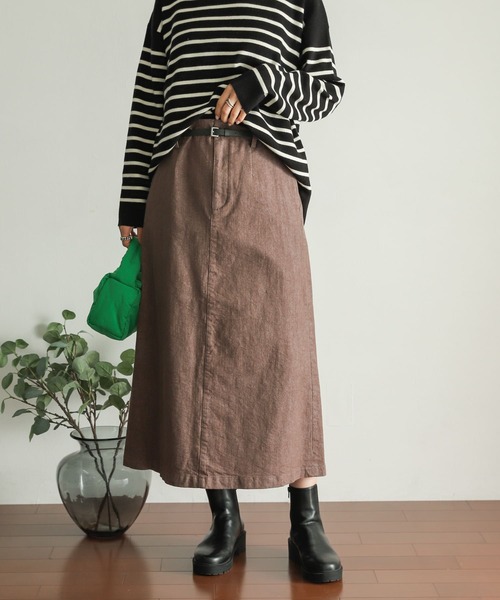 URBAN RESEARCH DOORS(アーバンリサーチドアーズ)の「ストレッチカラーデニムスカート(スカート・レディース・ブラウン/アイボリー・SMALL/MEDIUM)」の21枚目の写真