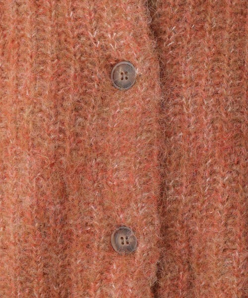 LEPSIM（レプシィム）の「3ゲージシャギーBIGカーディガン　172468（カーディガン/ボレロ・レディース・グレイッシュベージュ/ブルー/オレンジ・FREE）」の4枚目の写真